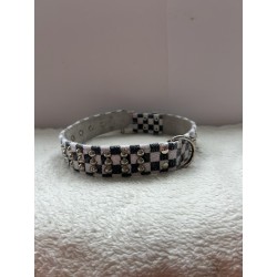 Collier carreaux noir et blanc 2ème main