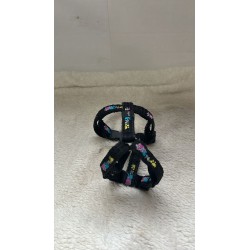 Harnais noir avec pattes de plusieurs couleurs 2ème main