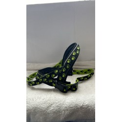 Harnais noir avec dessins de pattes vertes 2ème main