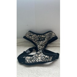 Harnais noir avec dessins dorés 2ème main